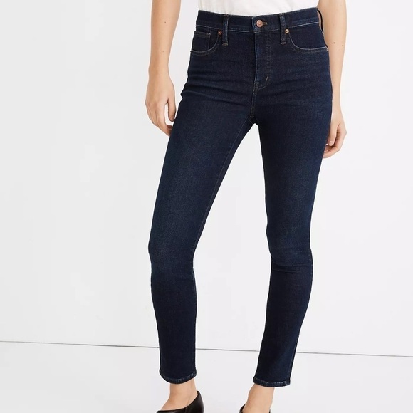 MADEWELL 9" Mid-Rise Skinny Jeans in Orland Wash: TENCEL Denim Edition - Picture 9 of 12